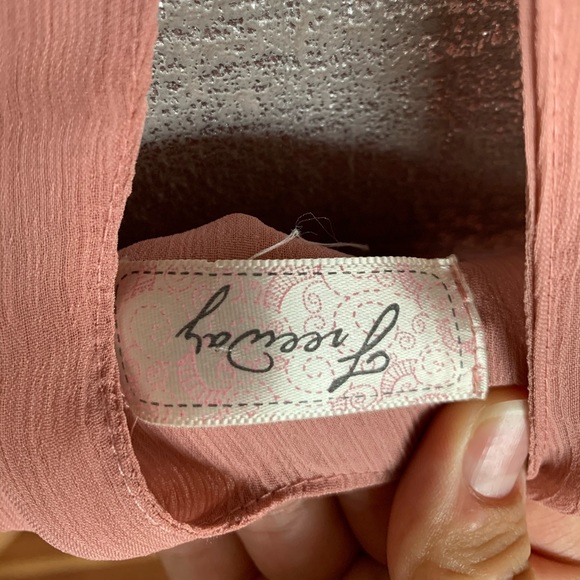 Freeway Beaded Top - Picture 4 of 6